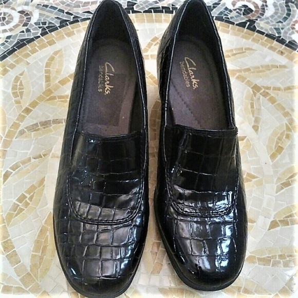 Clarks Shoes - New Clark's Bendables 8.5